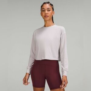 NWT Lululemon Abrasion-Resistant Training Long Sleeve Shirt
Chrome size 4